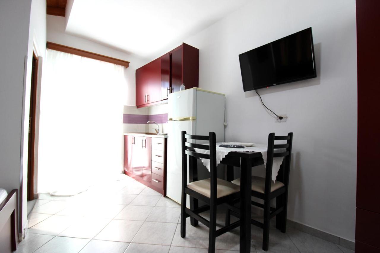 Vila Reni Risi Ksamil Exteriör bild
